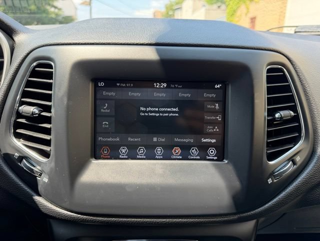 Used 2020 Jeep Compass Latitude AWD/4WD image 30