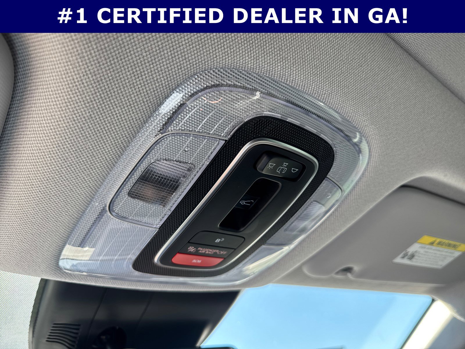 Certified 2025 Hyundai Elantra SEL image 31