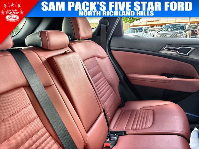 Used 2024 Kia Sportage SX image 16