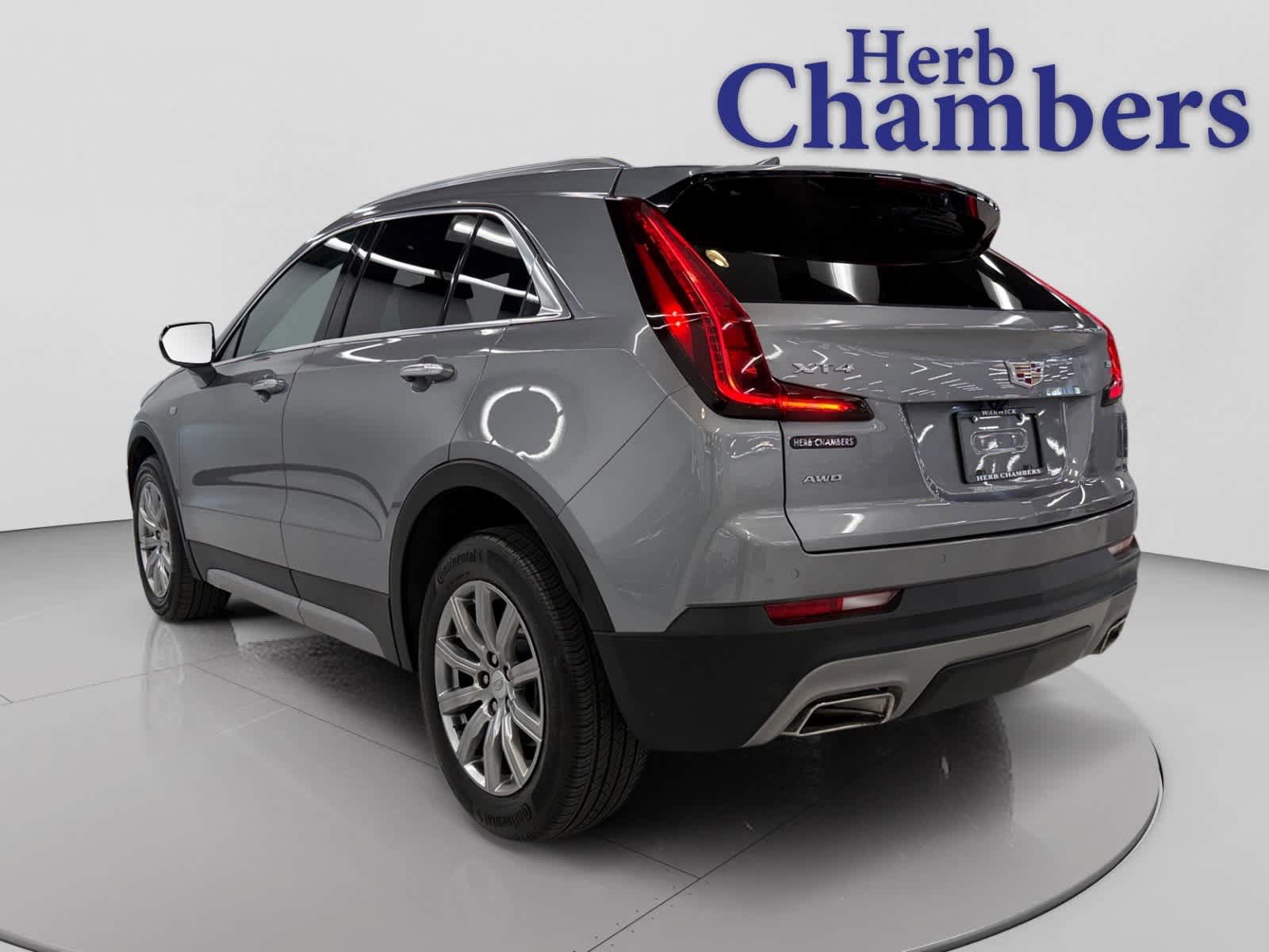 Used 2023 Cadillac XT4 Premium Luxury AWD/4WD image 3
