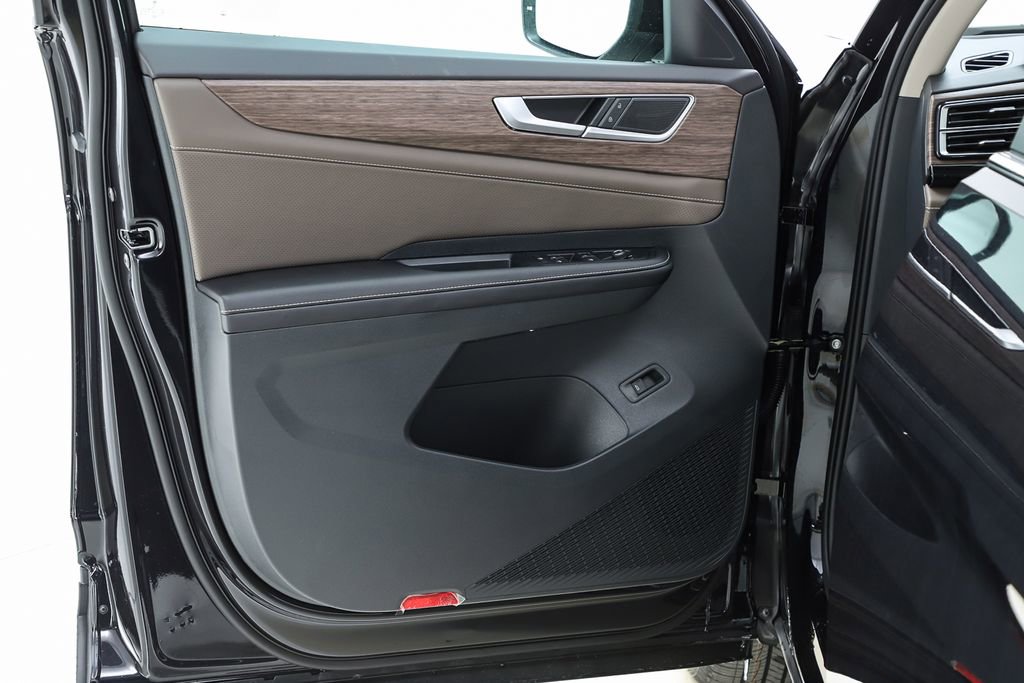 New 2026 Volkswagen Atlas SEL image 18