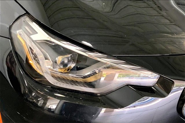 Used 2023 BMW 230i Coupe w/ Premium Package image 27