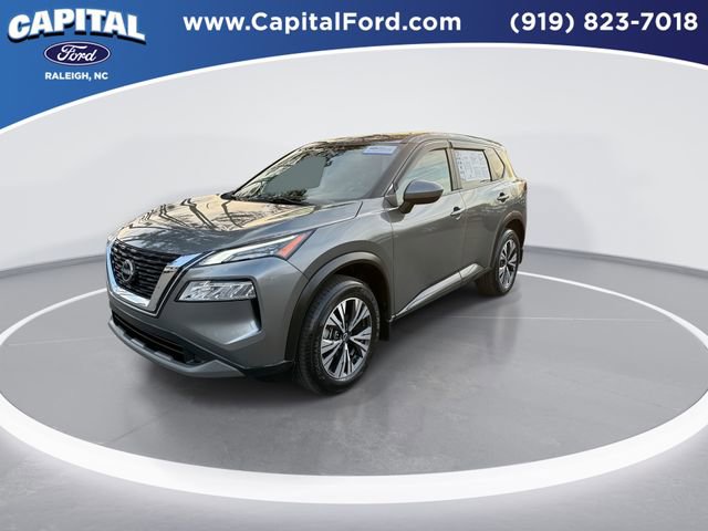 Used 2023 Nissan Rogue SV image 4
