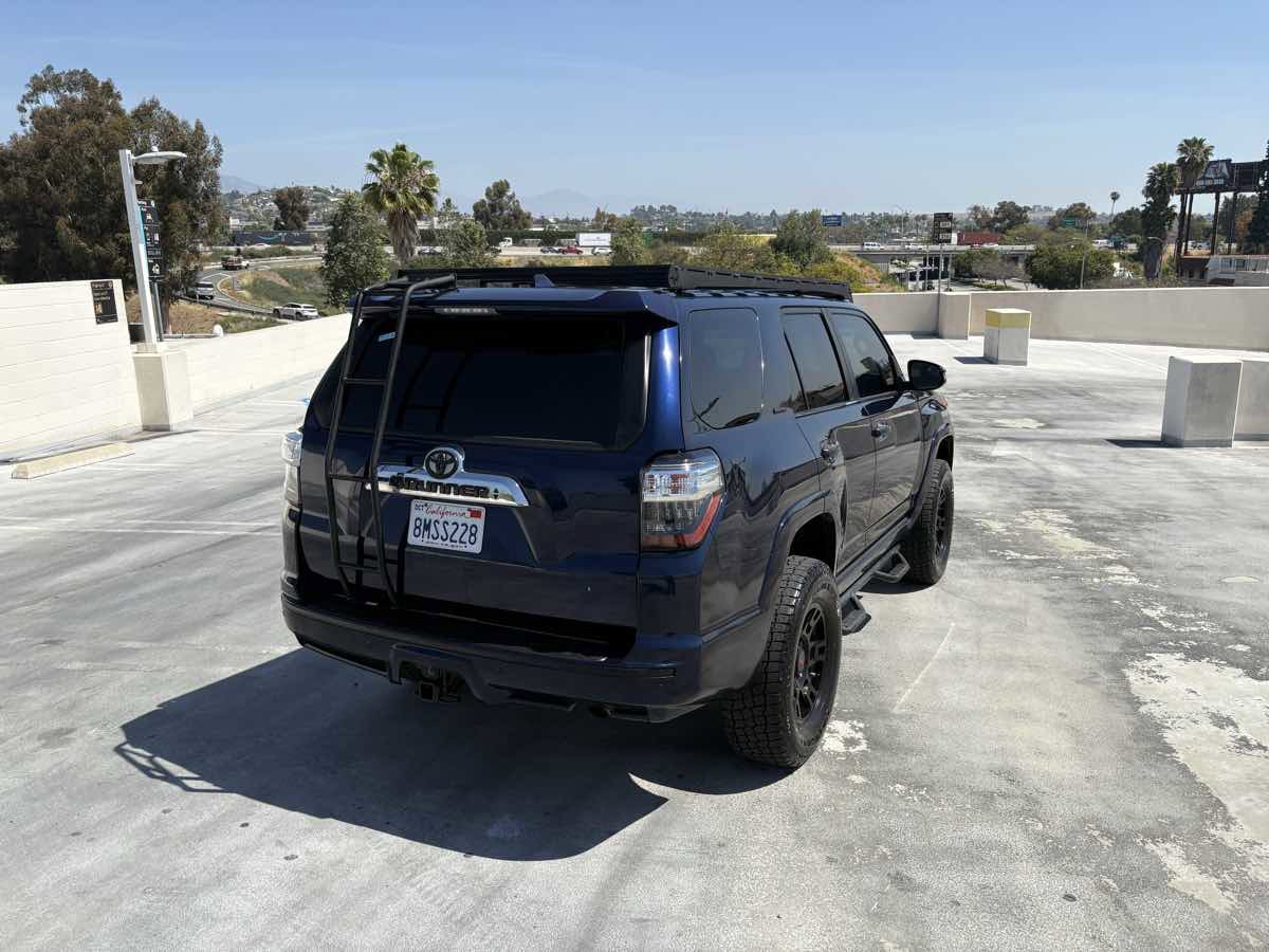 Used 2018 Toyota 4Runner Limited image 44