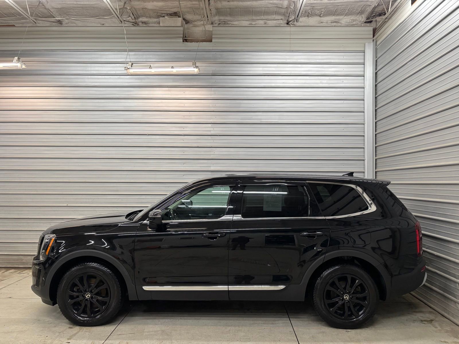 Used 2021 Kia Telluride LX image 8