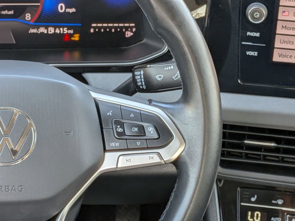 Used 2025 Volkswagen Jetta SE image 25