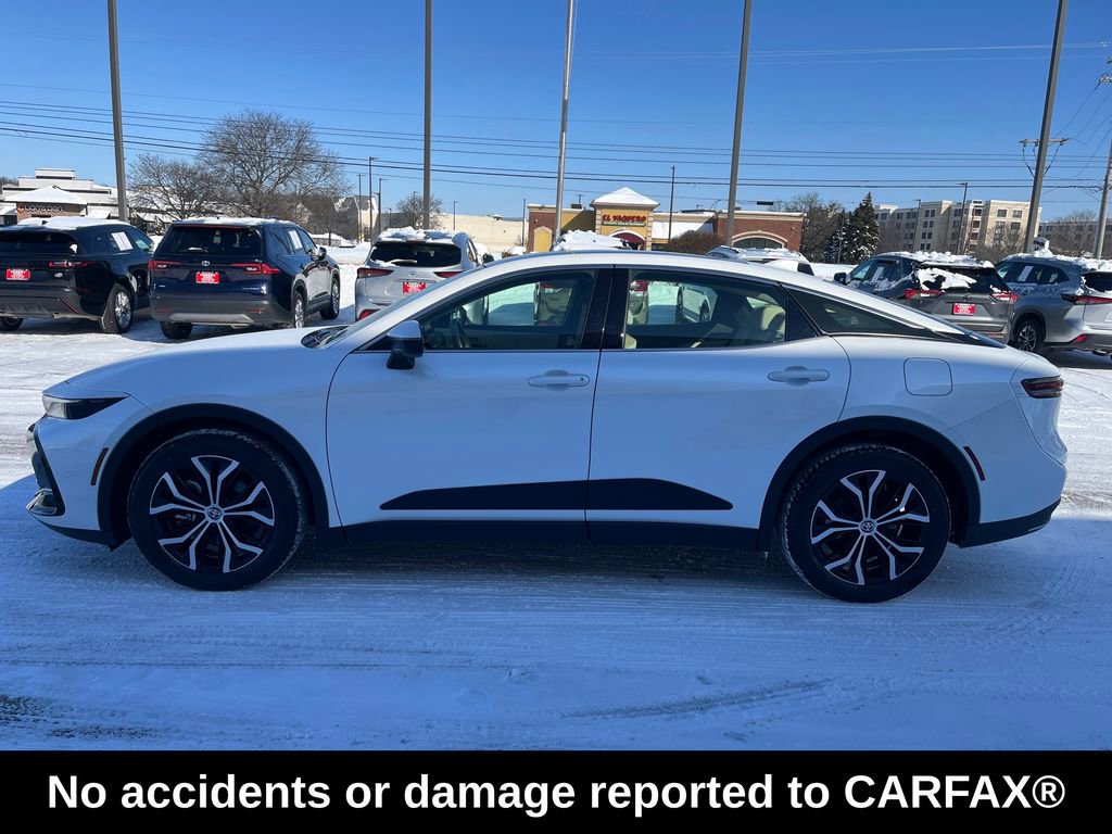 Certified 2025 Toyota Crown Limited image 2