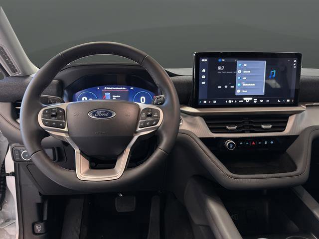 New 2026 Ford Explorer Active w/ Active Comfort Package image 5