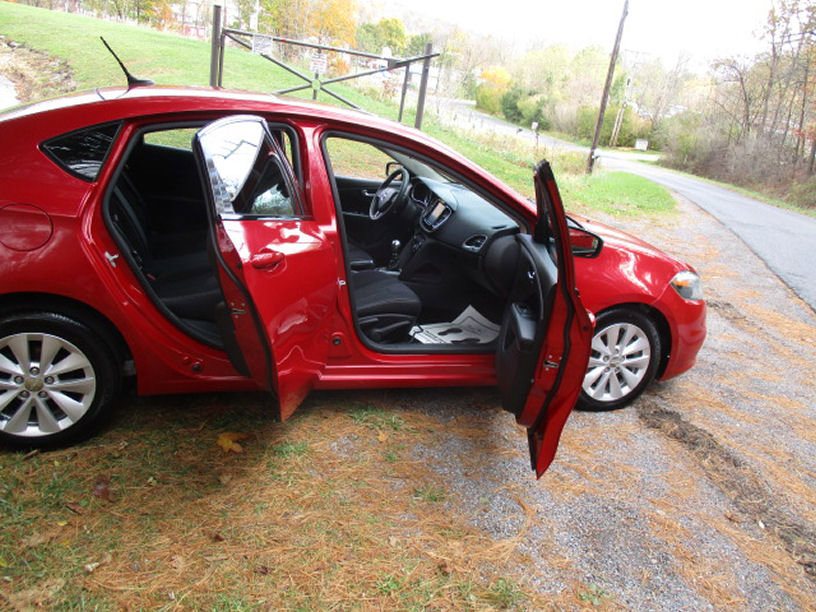 Used 2014 Dodge Dart SXT w/ Sun/Sound Group image 12