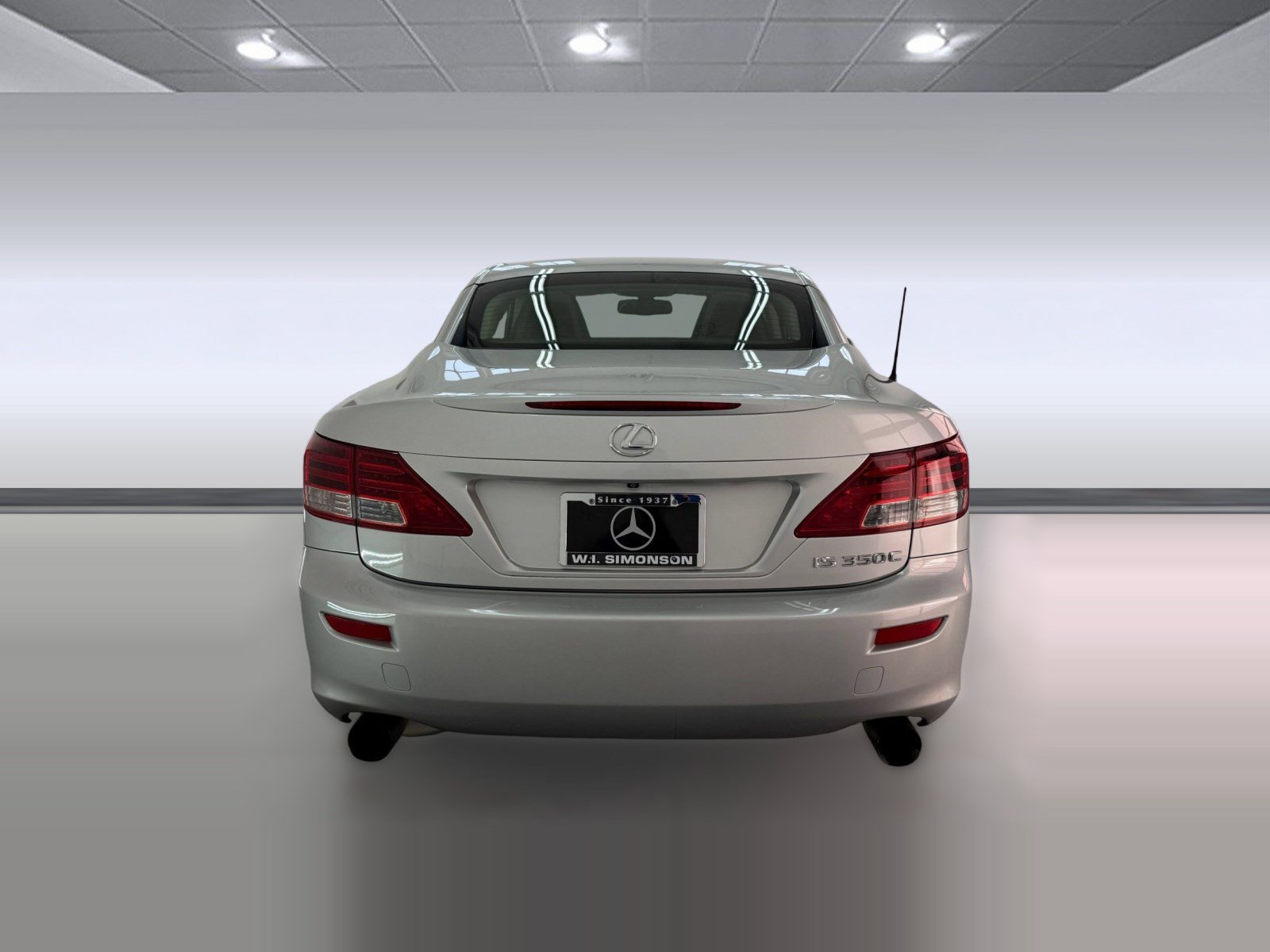 Used 2012 Lexus IS 350C RWD image 9