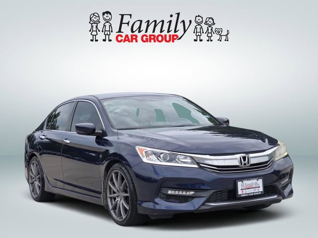 Used 2017 Honda Accord Sport Special Edition image 2