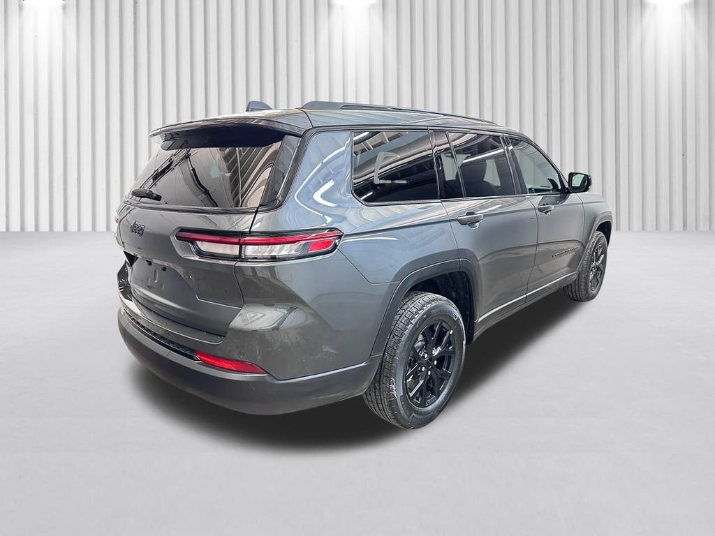 New 2025 Jeep Grand Cherokee L Altitude image 5