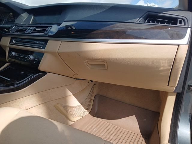 Used 2012 BMW 528i xDrive Sedan AWD/4WD image 17