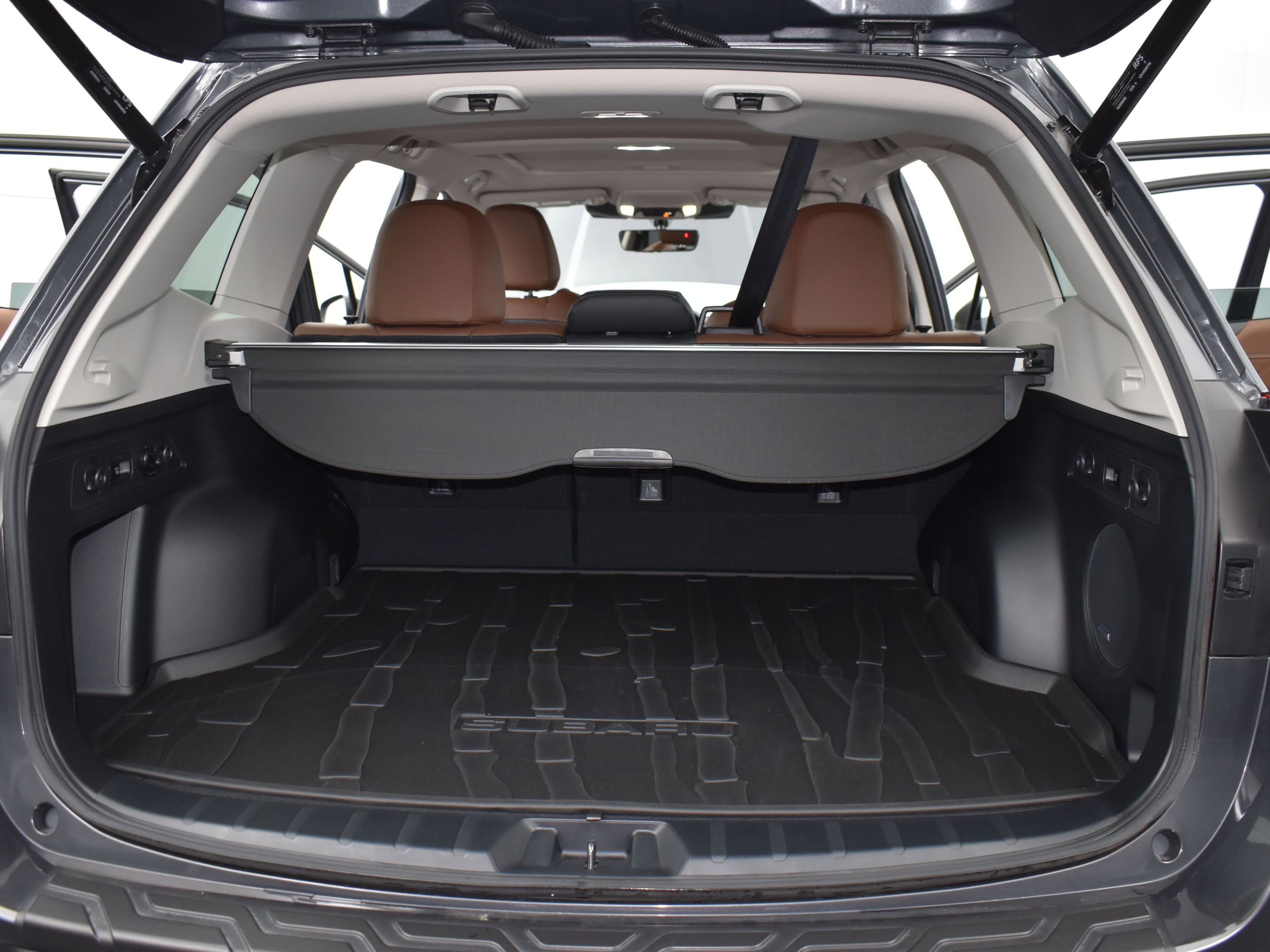 Used 2024 Subaru Forester Touring w/ Pop Package 2 image 25