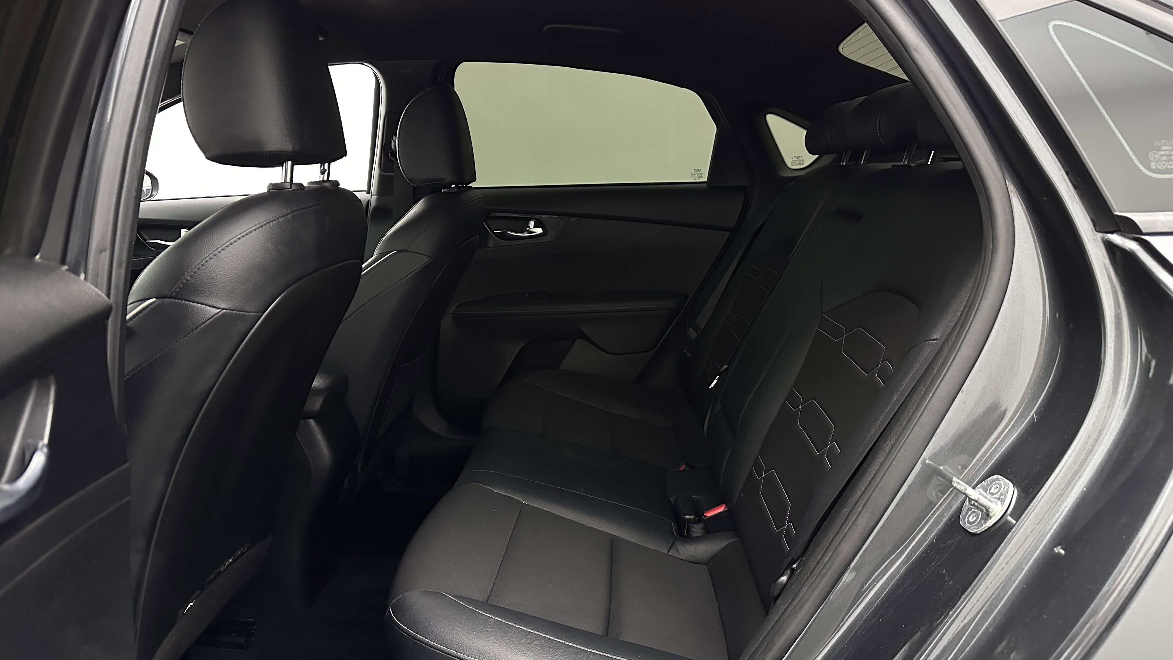 Used 2023 Kia Forte GT-Line w/ GT-Line Technology Package FWD image 24