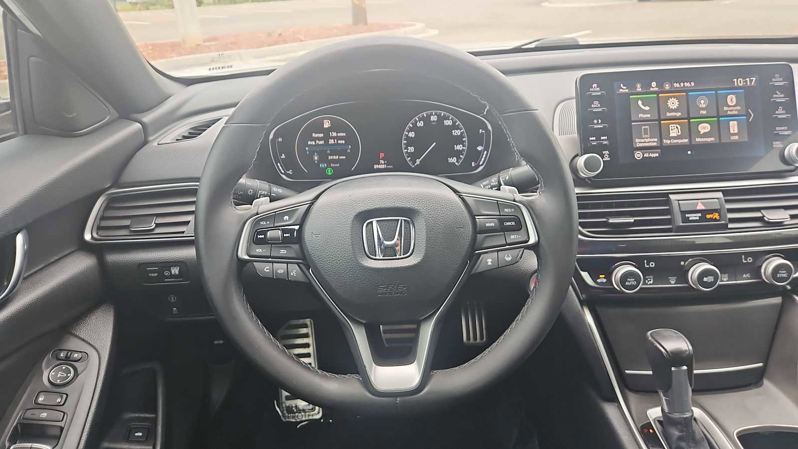 Used 2018 Honda Accord Sport image 11