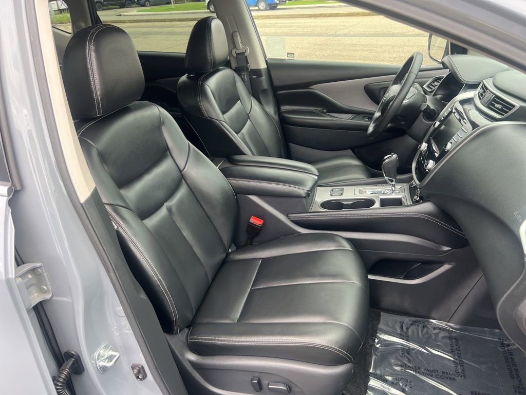 Used 2024 Nissan Murano SV w/ SV Midnight Edition Package image 31