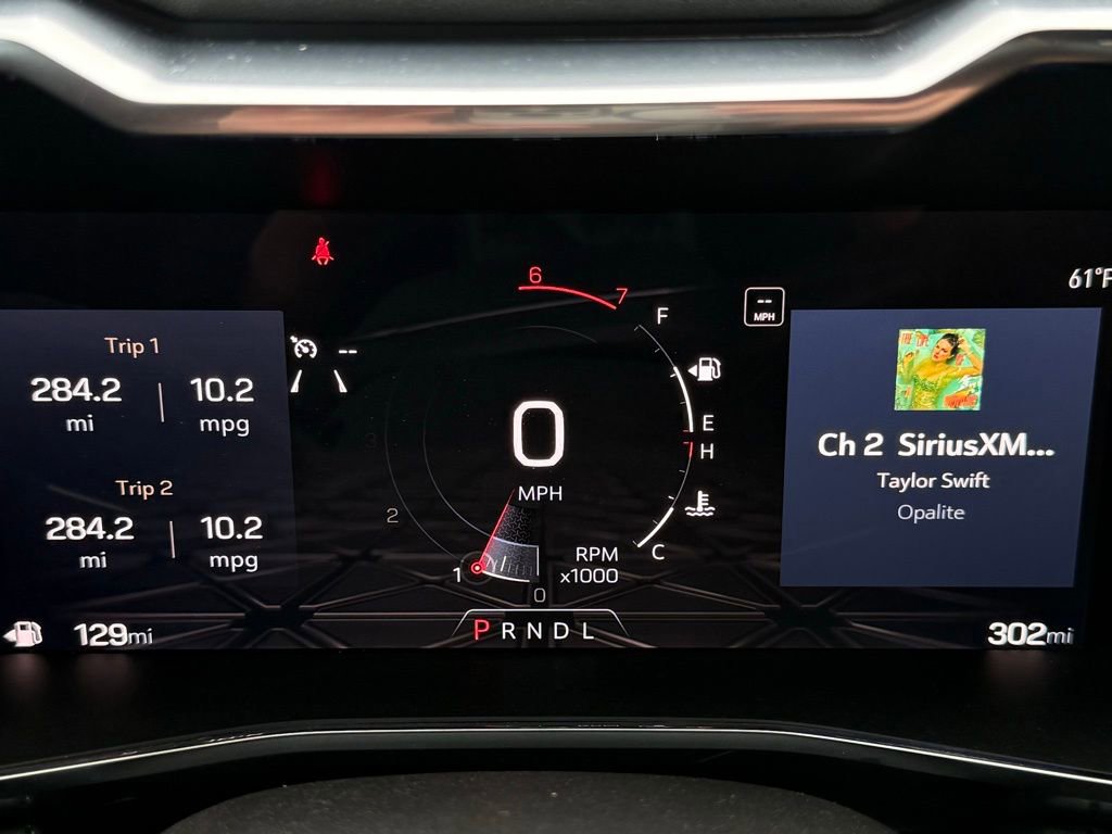 Used 2025 GMC Canyon Elevation image 32