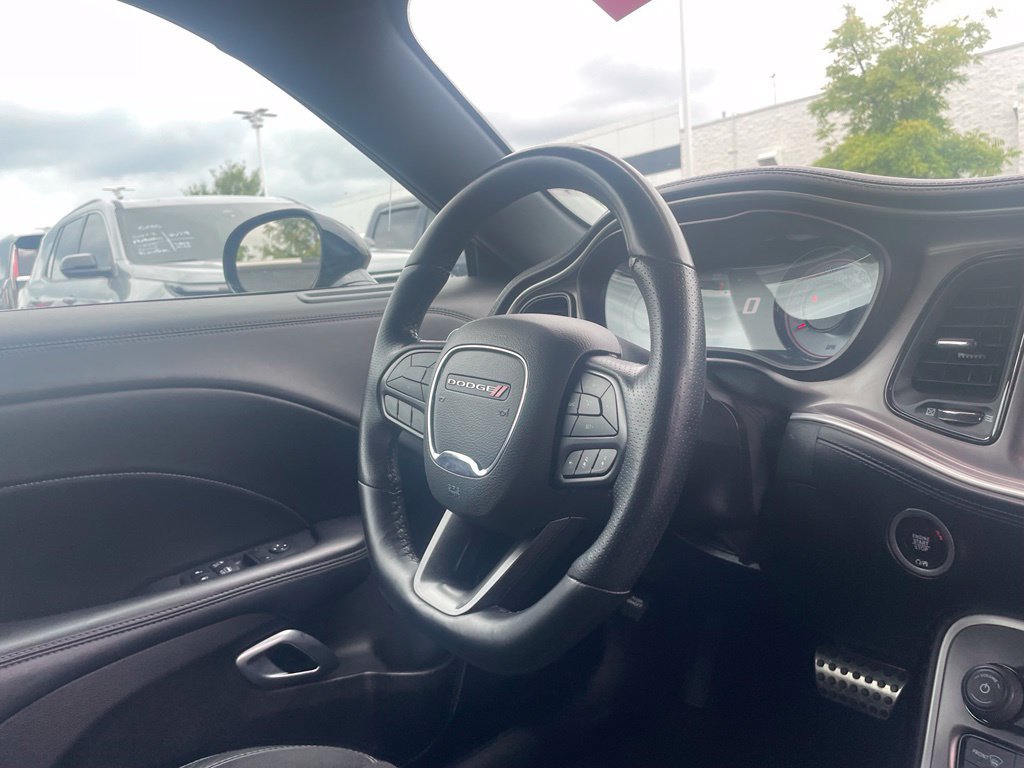 Used 2022 Dodge Challenger R/T Scat Pack RWD image 21