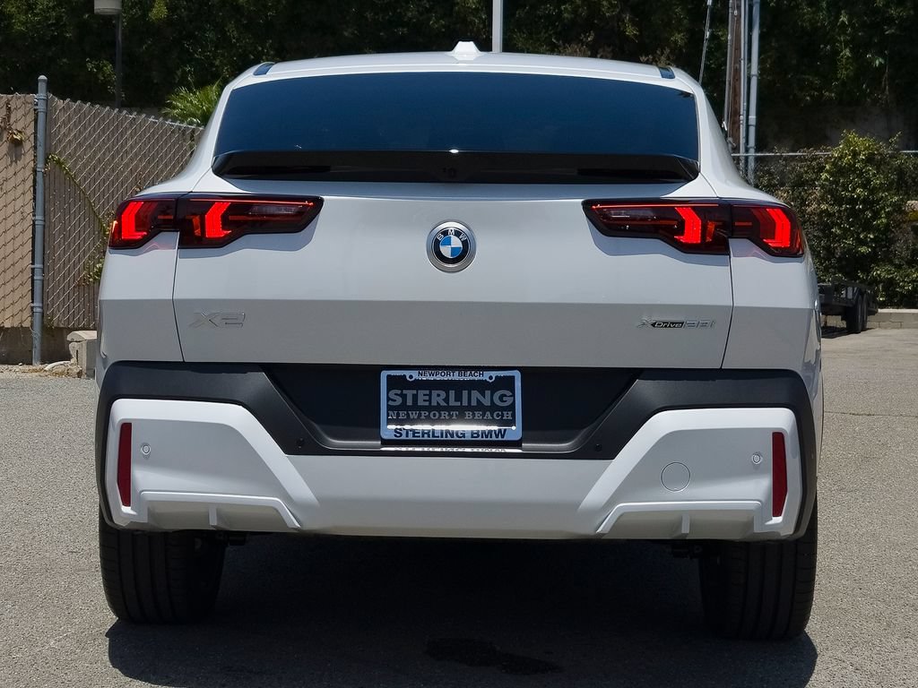 New 2026 BMW X2 xDrive28i w/ Technology Package AWD/4WD image 16