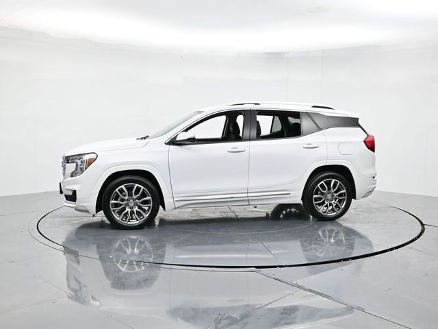 Used 2022 GMC Terrain Denali image 7