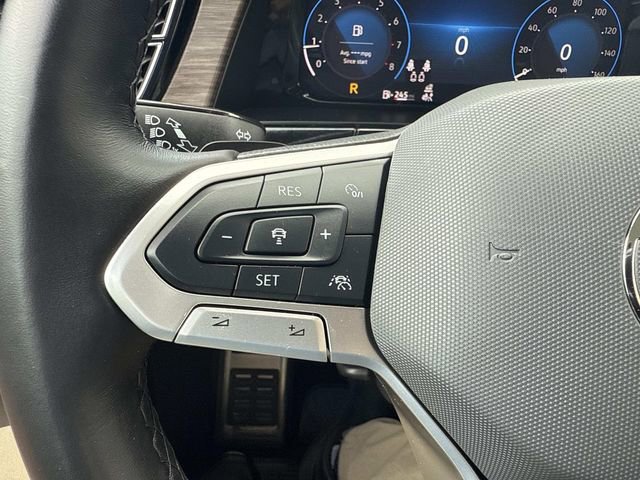 Used 2024 Volkswagen Atlas SEL Premium R-Line AWD/4WD image 35