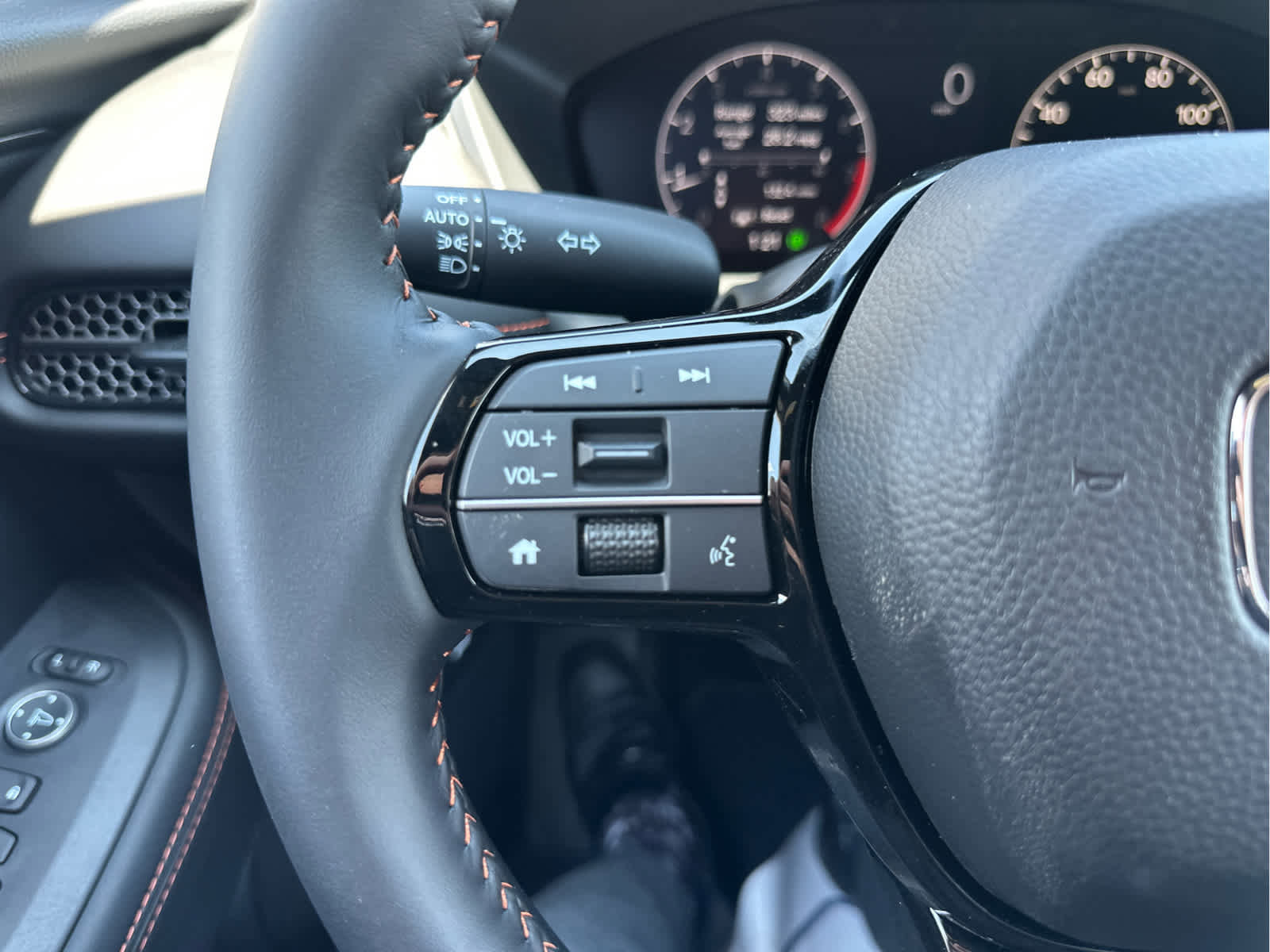 New 2026 Honda HR-V Sport image 27