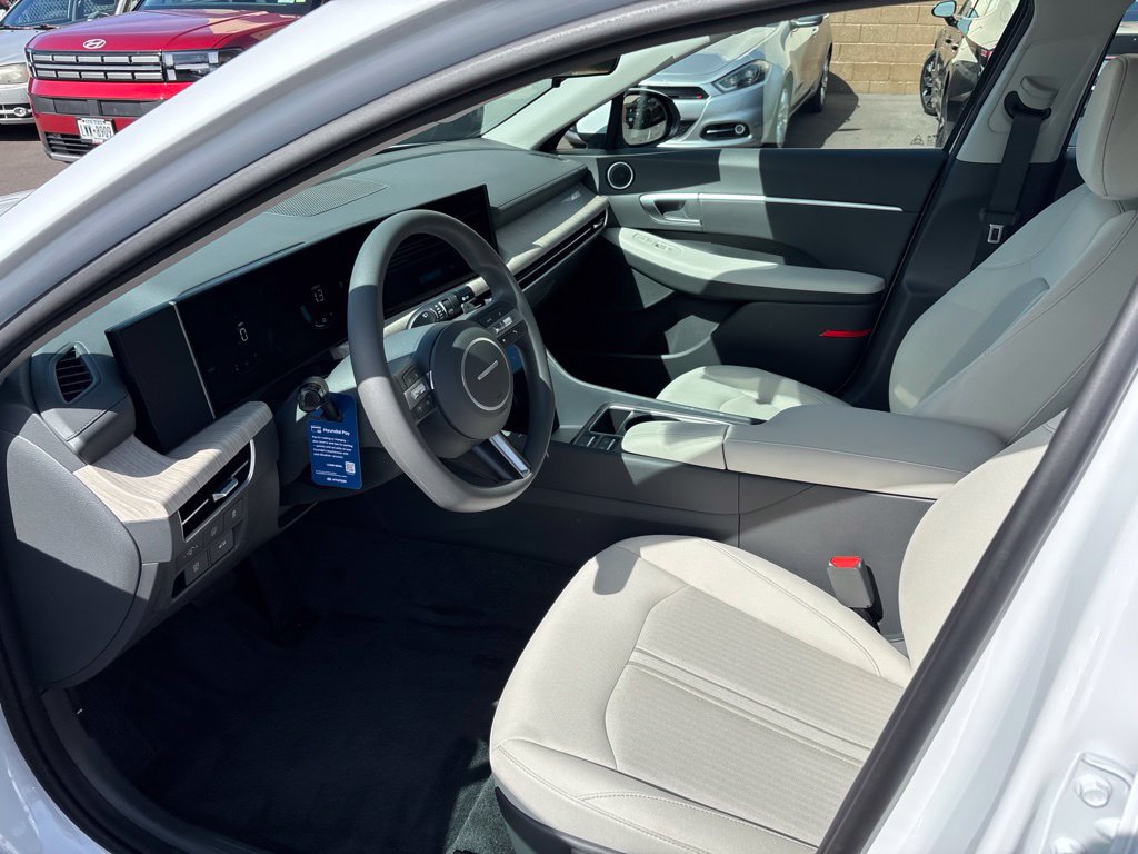 New 2026 Hyundai Sonata Blue FWD image 11