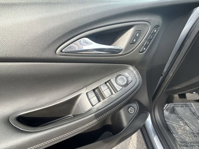 Used 2022 Buick Encore GX Essence w/ Experience Buick Package AWD/4WD image 13