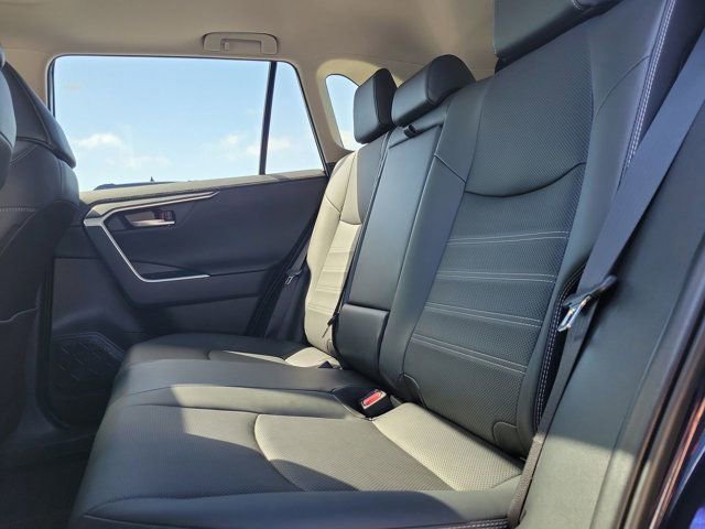 Certified 2025 Toyota RAV4 Limited w/ Advanced Technology Package image 20