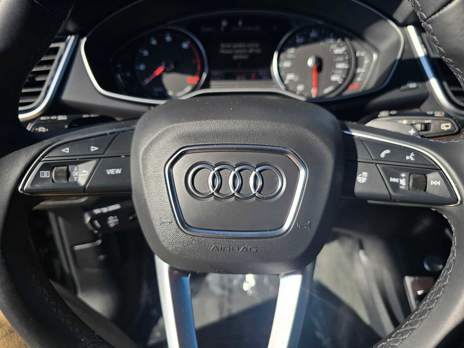 Certified 2025 Audi Q5 2.0T Premium image 24