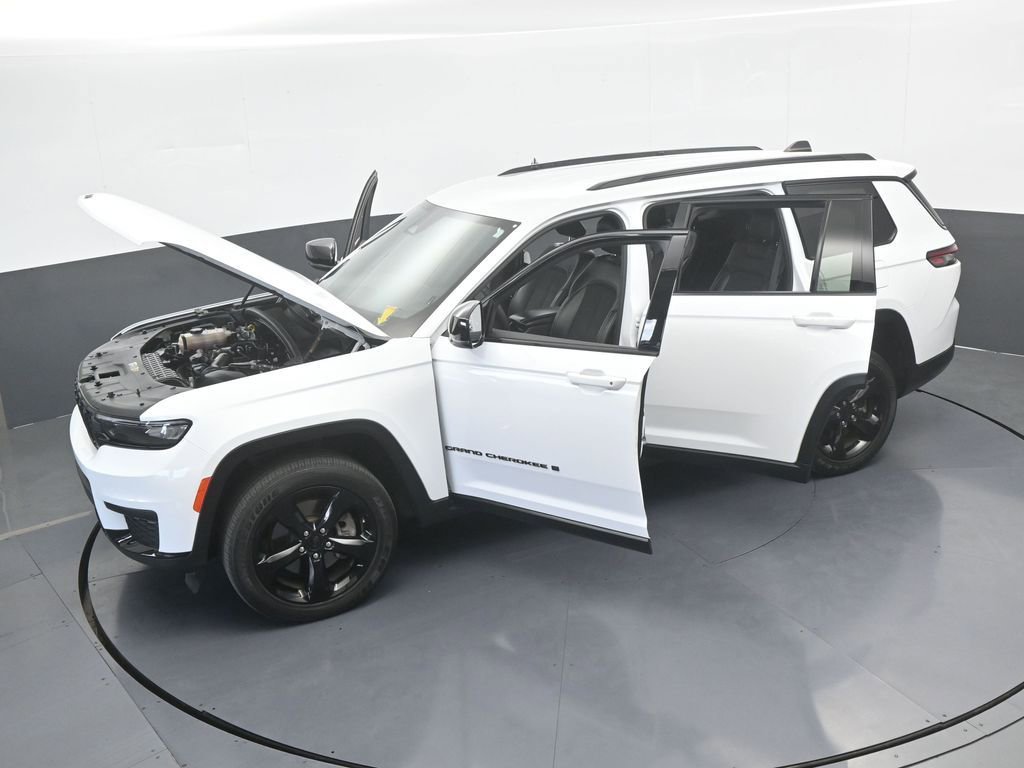 Used 2023 Jeep Grand Cherokee L Laredo RWD image 68
