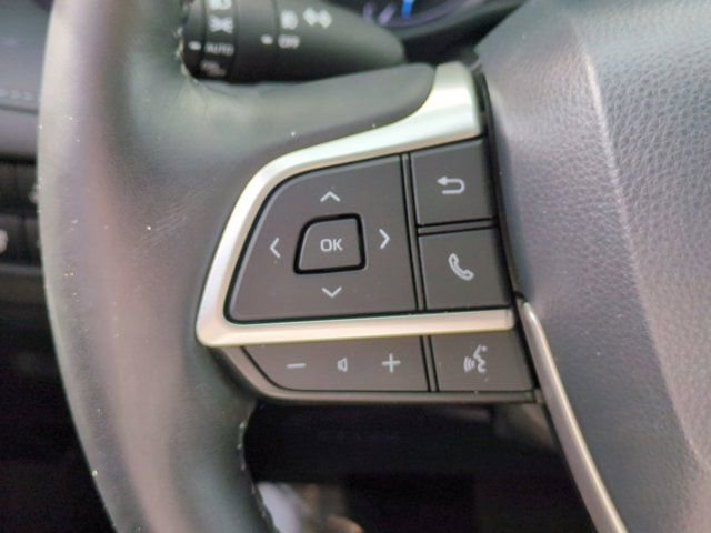 Used 2022 Toyota Highlander Platinum image 17