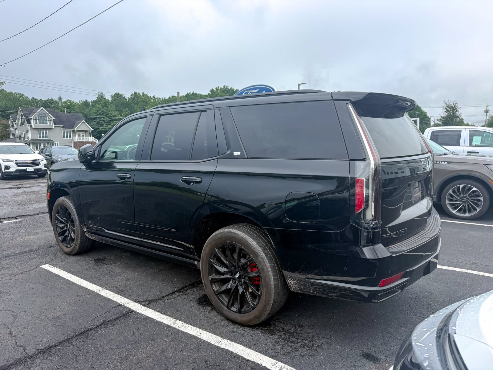Used 2022 Cadillac Escalade Sport Platinum w/ LPO, ONYX Package AWD/4WD image 4