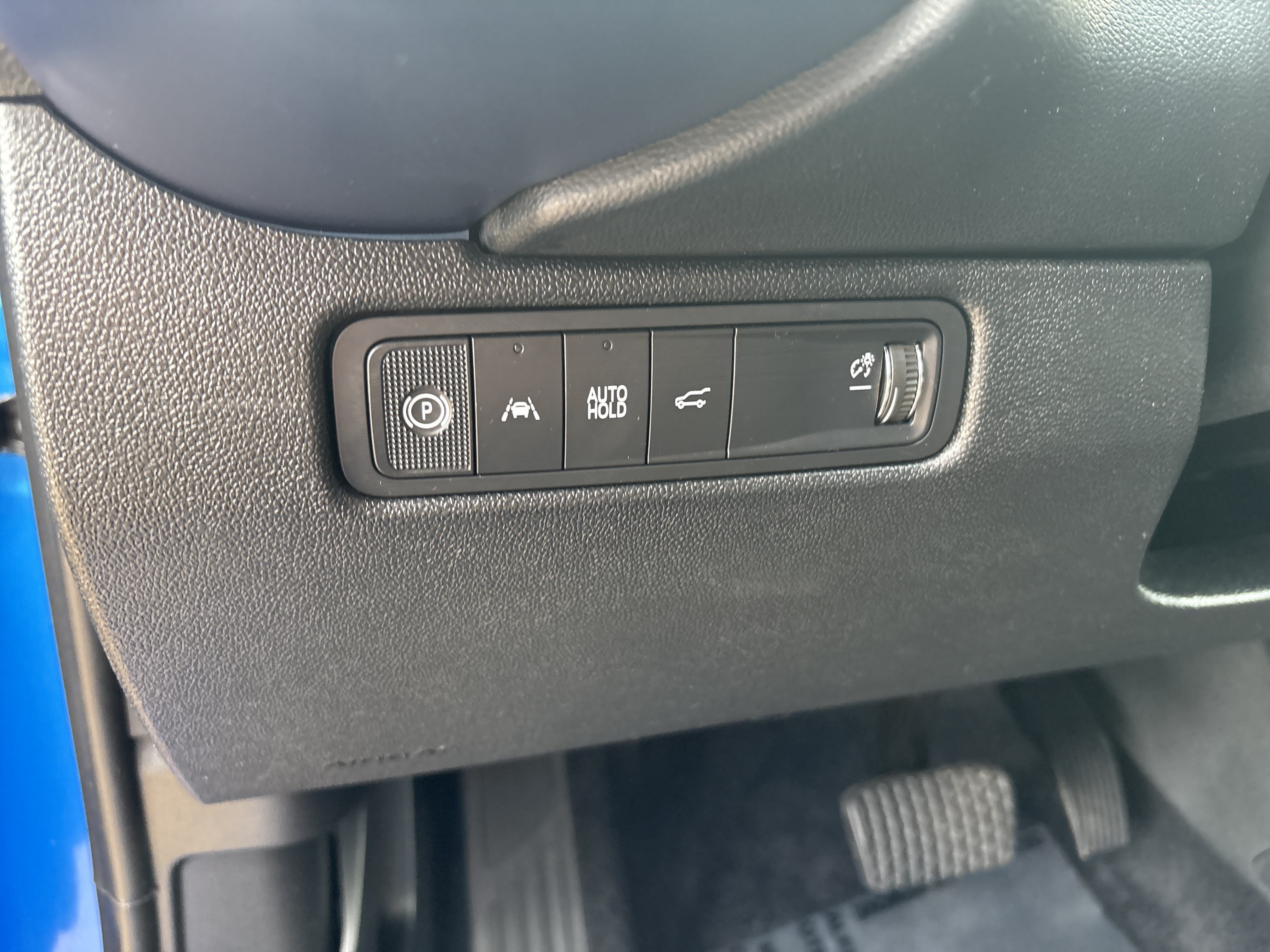 Used 2025 Chevrolet Equinox EV LT w/ Convenience Package FWD image 12