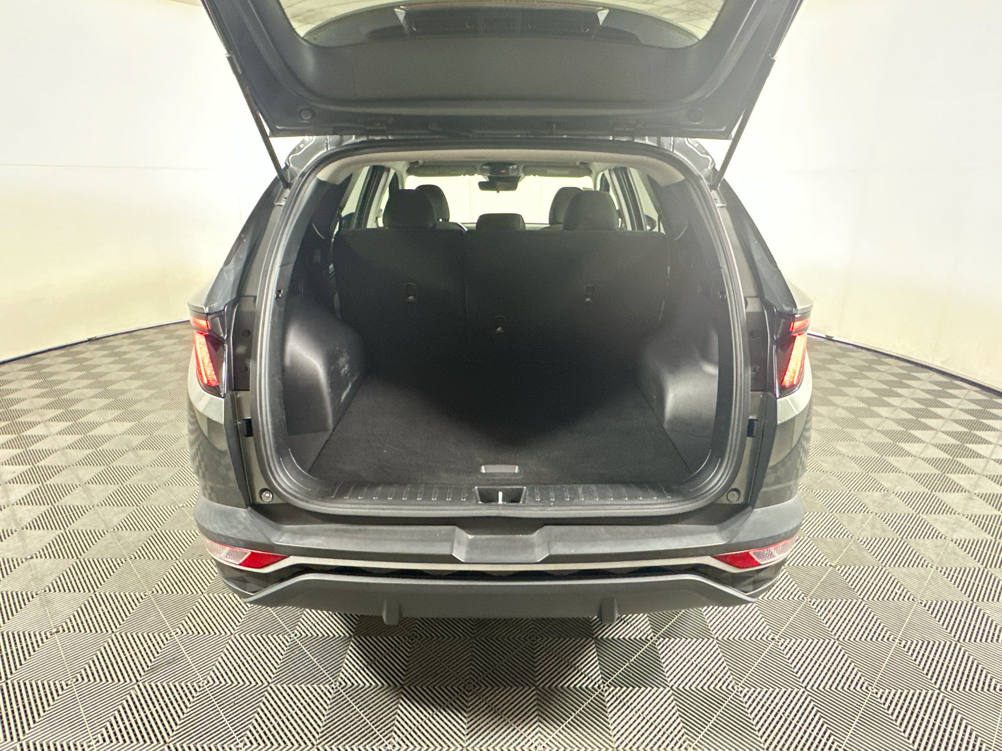 Used 2022 Hyundai Tucson SEL FWD image 31