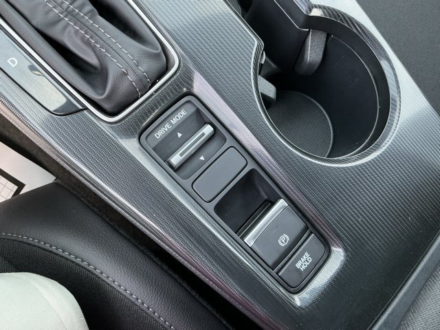 Used 2025 Honda Civic Sport image 24