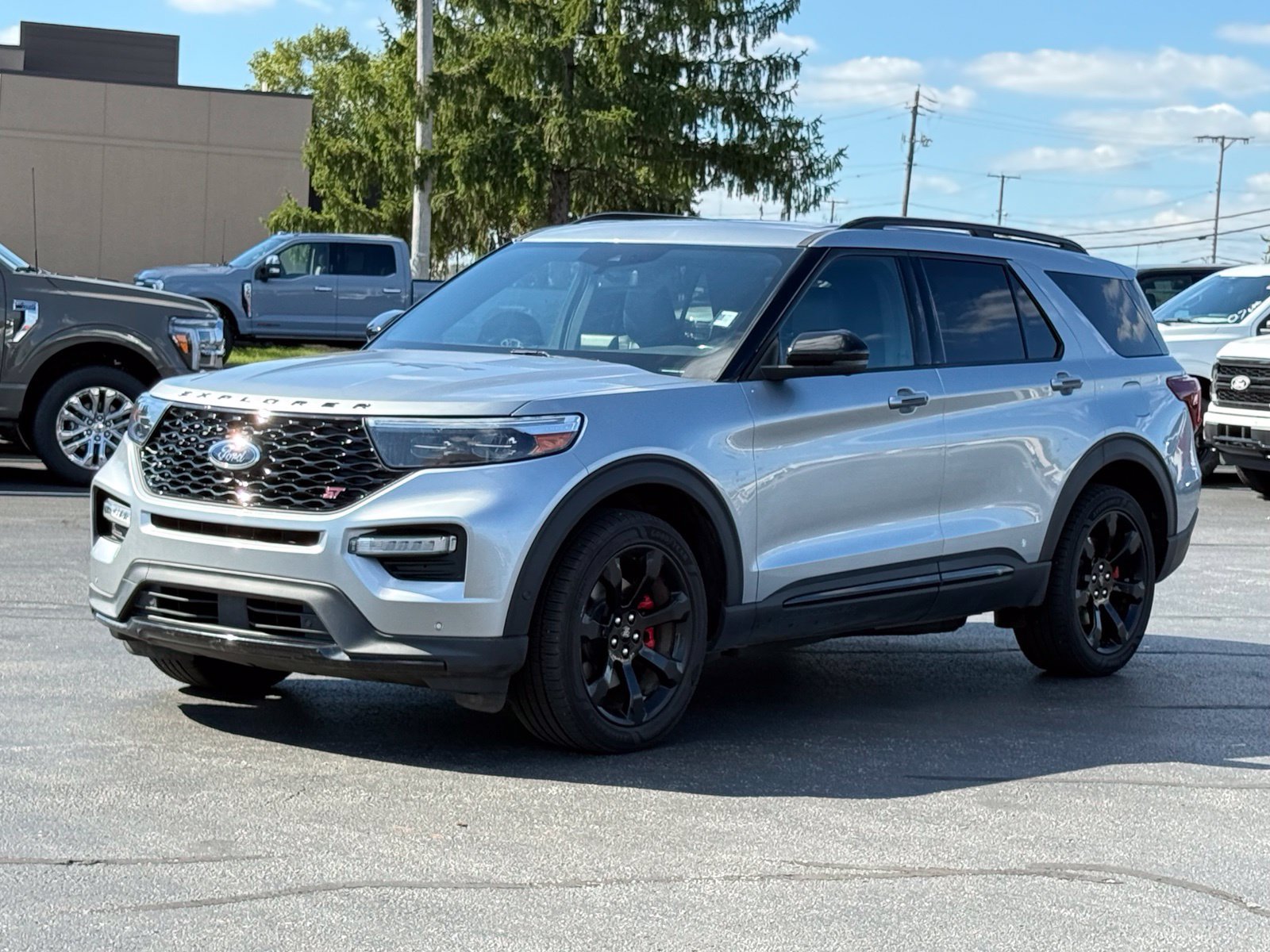 Used 2020 Ford Explorer ST w/ ST Street Pack AWD/4WD image 8