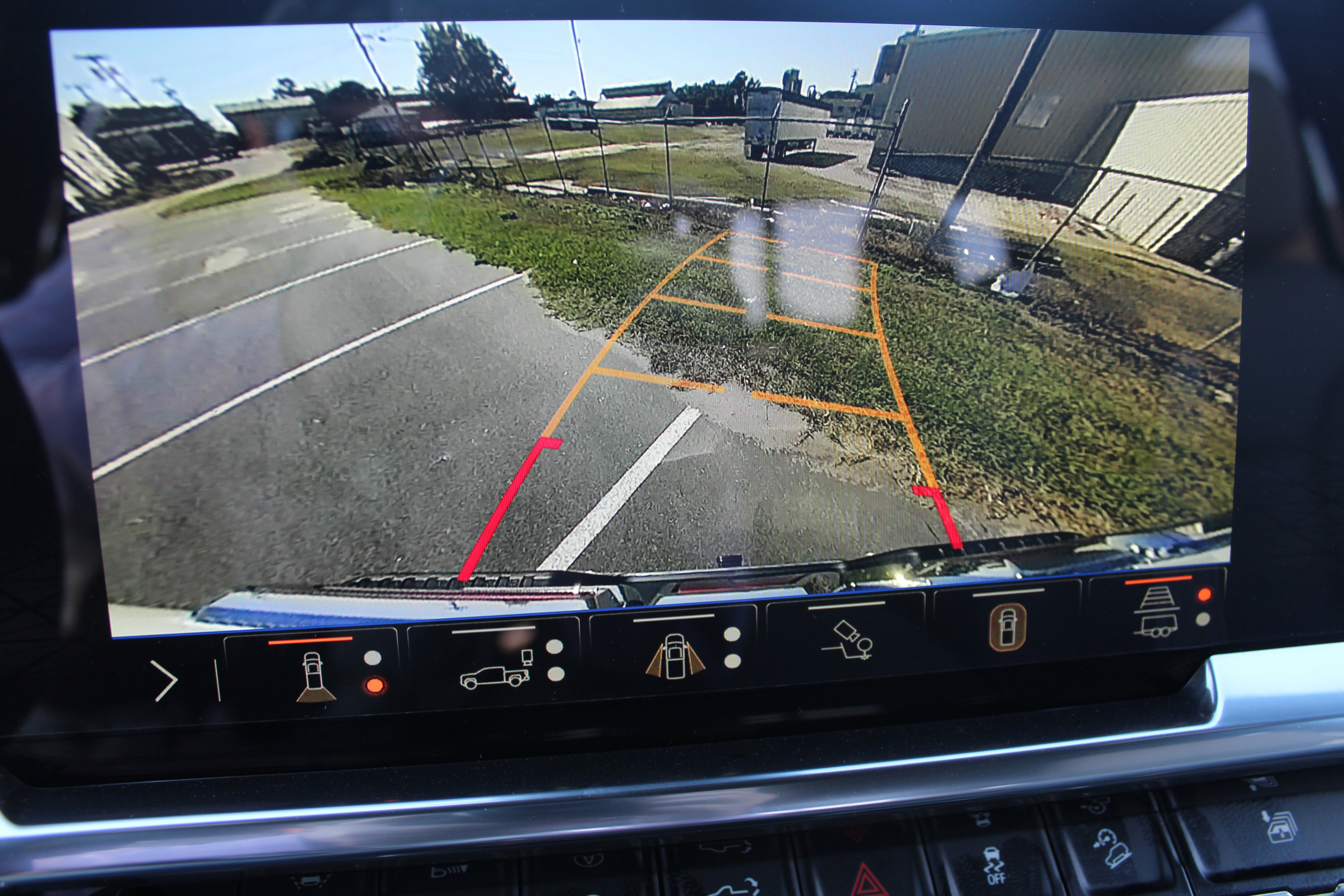 New 2026 GMC Sierra 1500 SLT image 40