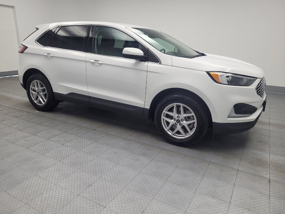 Used 2024 Ford Edge SEL image 11