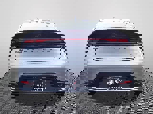 Used 2024 Toyota Prius LE image 3