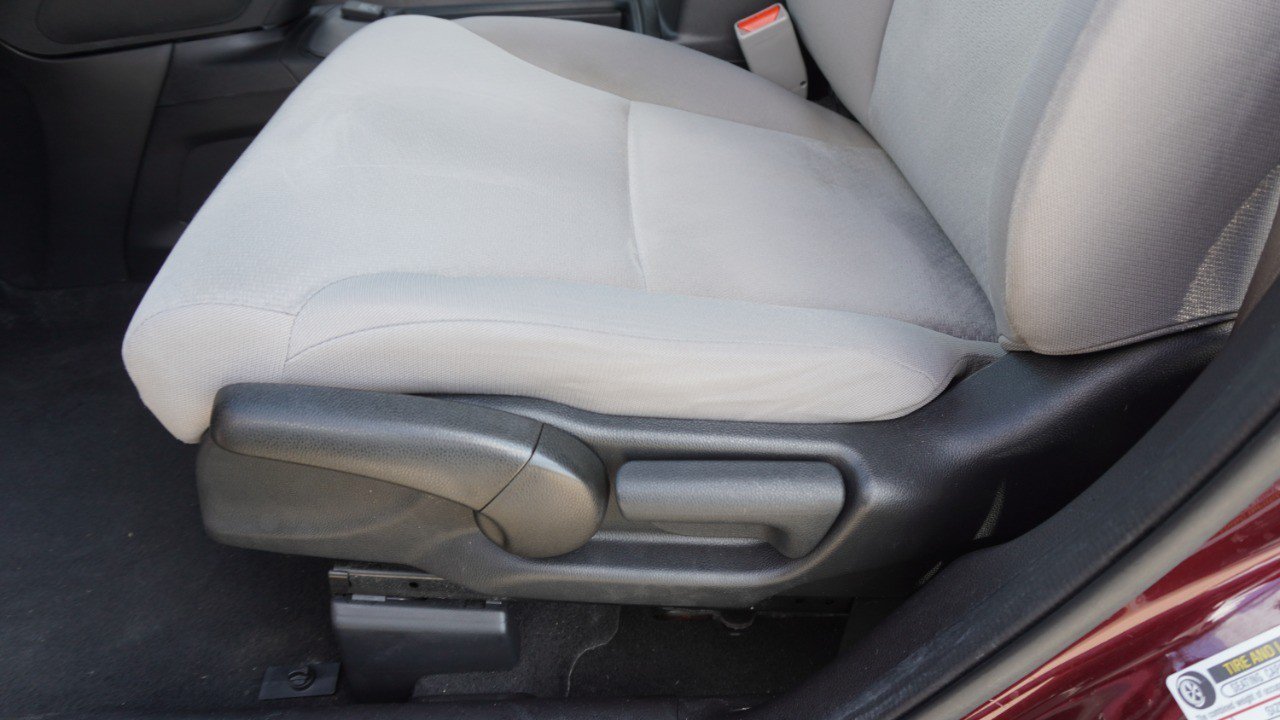 Used 2015 Honda CR-V LX image 22