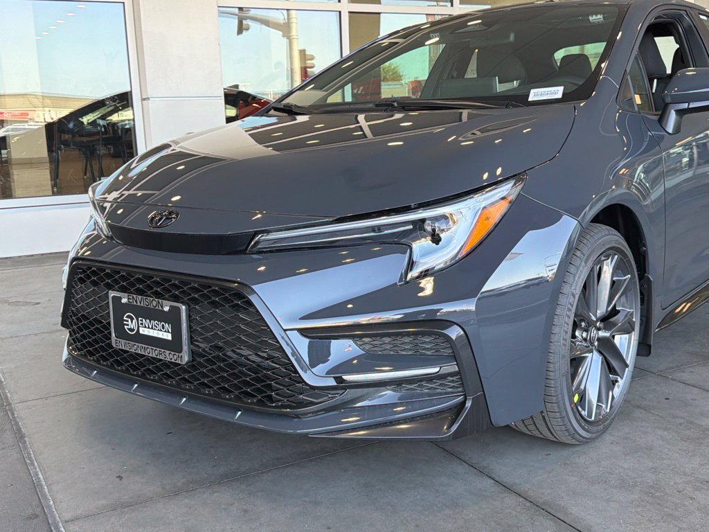 New 2027 Toyota Corolla SE FWD image 3