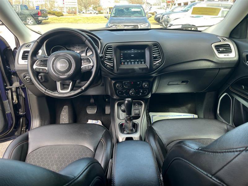 Used 2019 Jeep Compass Latitude w/ Cold Weather Group image 22
