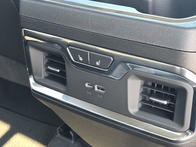 Used 2025 GMC Sierra 2500 Denali w/ Denali Reserve Package image 18