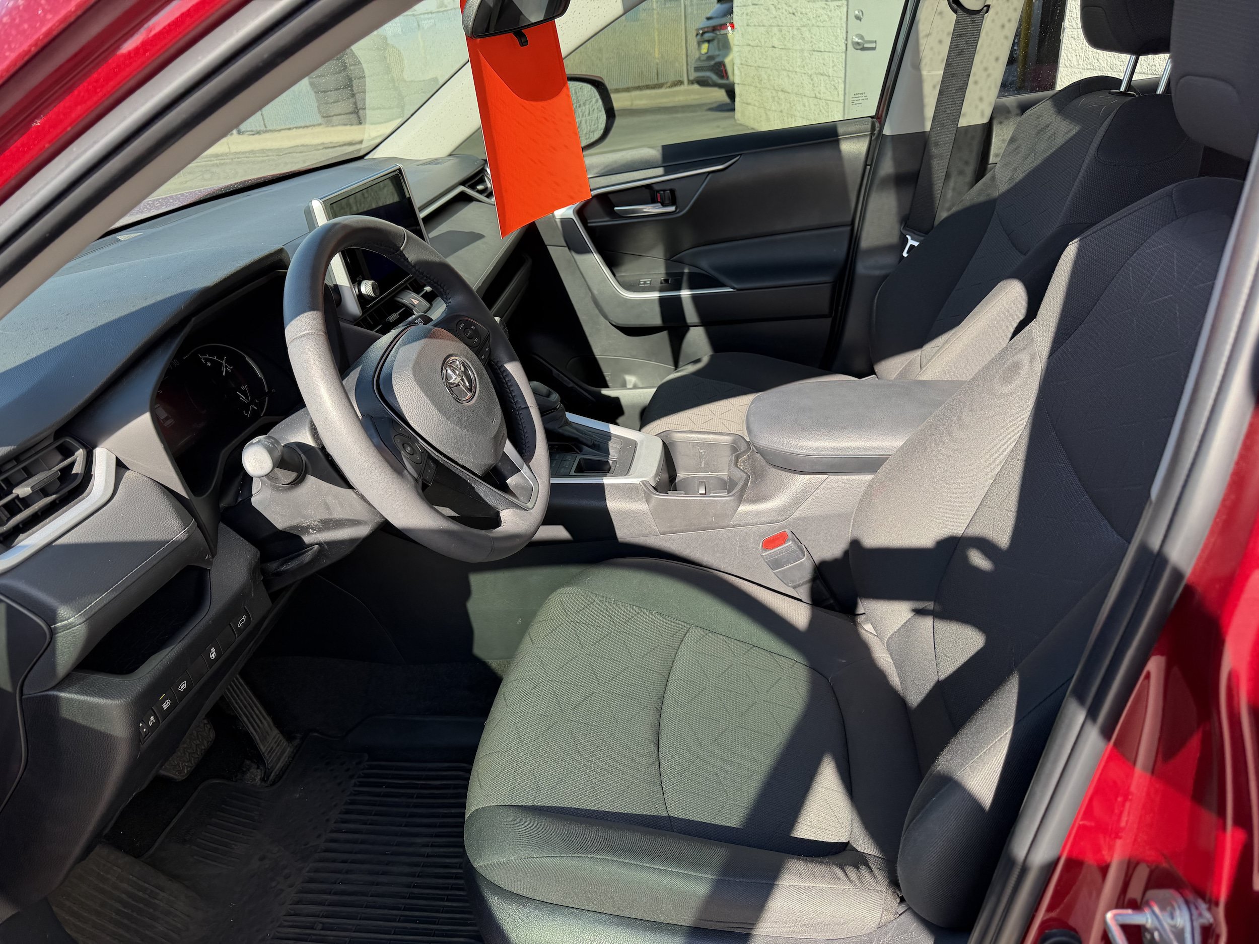 Used 2023 Toyota RAV4 XLE w/ Convenience Package AWD/4WD image 10