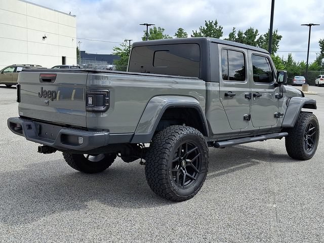 Used 2022 Jeep Gladiator Sport AWD/4WD image 9