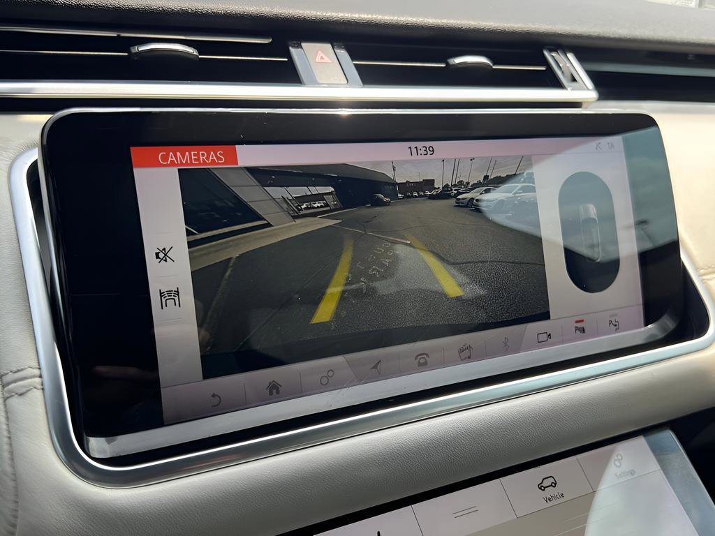 Used 2019 Land Rover Range Rover Velar R-Dynamic SE image 44