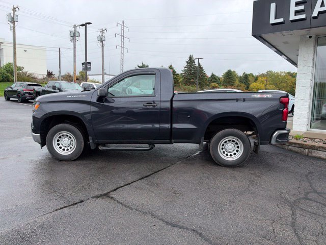 Used 2023 Chevrolet Silverado 1500 W/T w/ WT Value Package AWD/4WD image 2