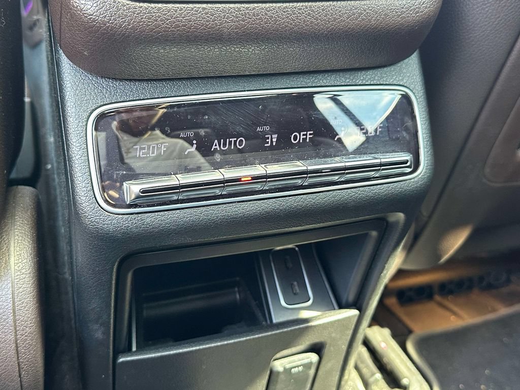 Used 2022 Mercedes-Benz GLS 450 4MATIC image 11